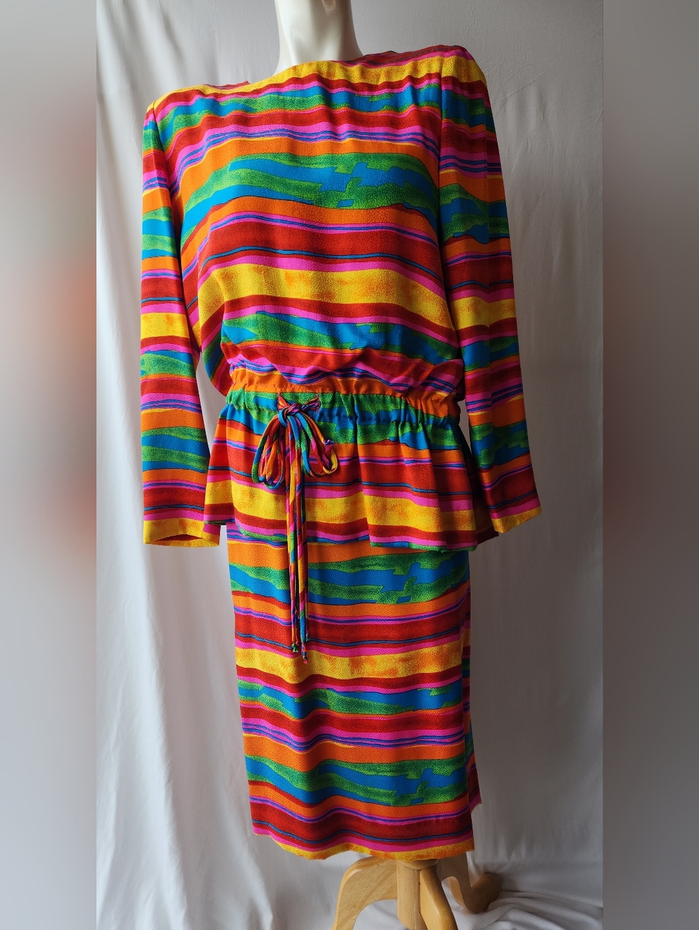Vintage Nipon Boutique Bright Multicolored two piece Silk skirt set Size 14